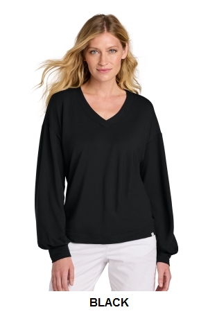 TravisMathew Womens Long Weekend V-Neck.  TRAVIS M.  TM1LD009